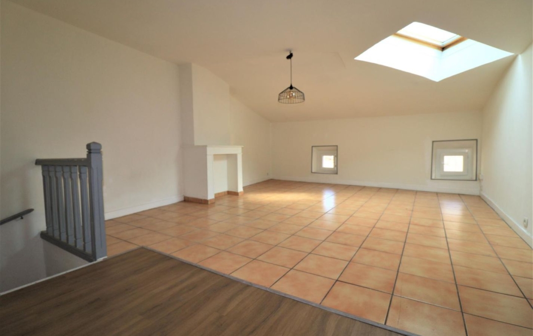 Annonces MERIGNAC : Immeuble | LORMONT (33310) | 106 m2 | 420 000 € 